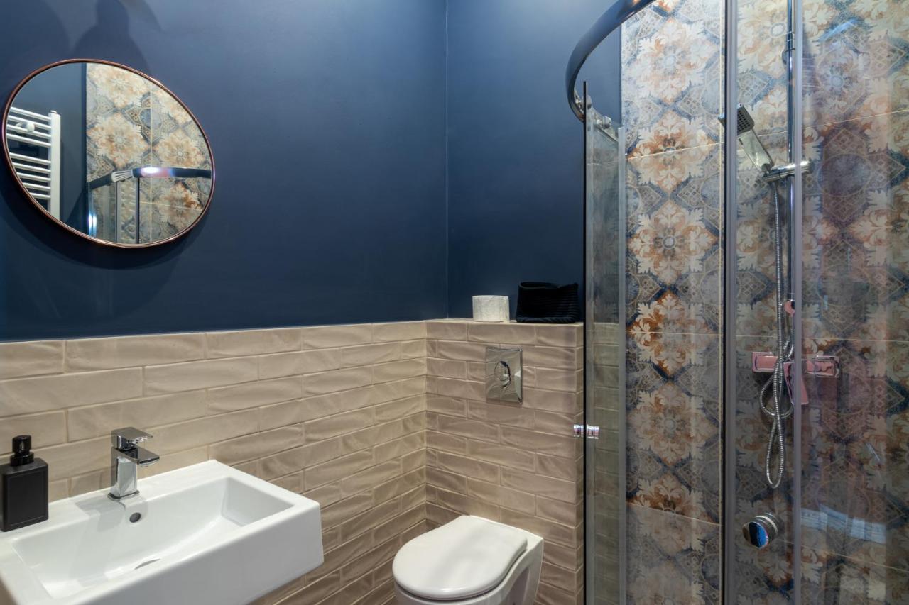 Barbacan Suites - Old Town Apartments - By Upstairs Krakow Ngoại thất bức ảnh