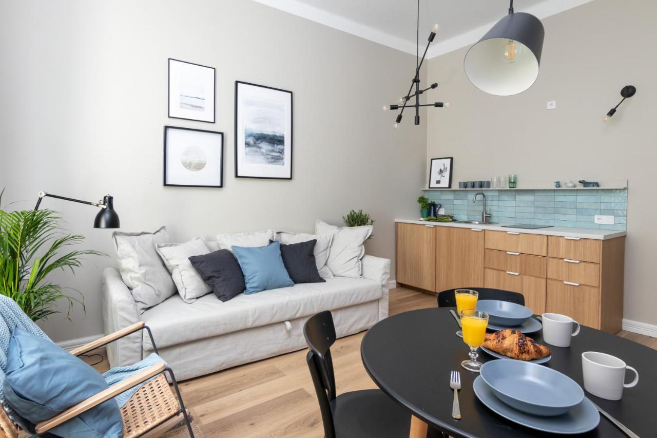 Barbacan Suites - Old Town Apartments - By Upstairs Krakow Ngoại thất bức ảnh
